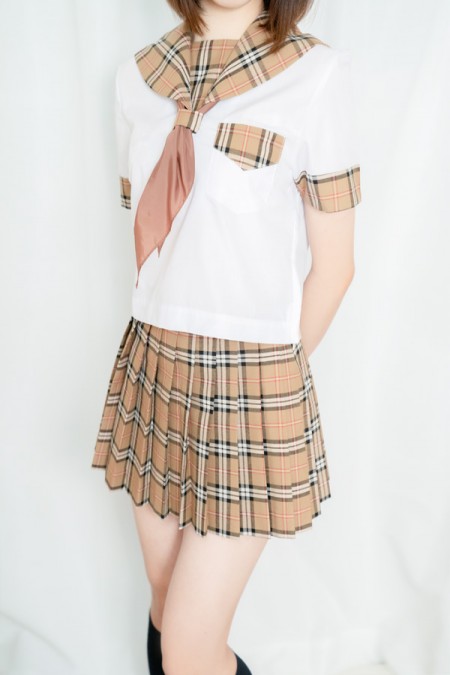 C○NOMi制服Q